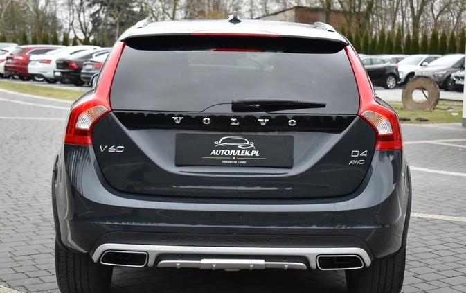 Volvo V60 Cross Country cena 79900 przebieg: 210000, rok produkcji 2017 z Prószków małe 781